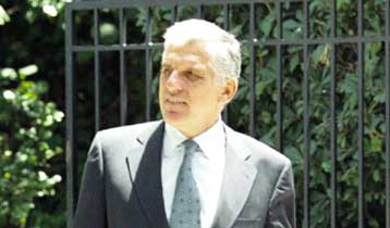 Ταχεία η ανάπτυξη της ελληνικής οικονομίας