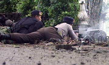 Στο πλευρό των μουσουλμάνων ο στρατός εναντίον των χριστιανών στις Μολούκες