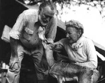 Κατάσκοπος των Αμερικανών  ήταν ο Χέμινγουεϊ στο Β Παγκόσμιο Πόλεμο