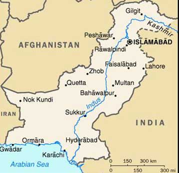 Εννέα νεκροί και δεκάδες τραυματίες στο Πακιστάν από βόμβα σε τρένο