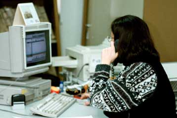 Υψηλοί μισθοί για εξειδικευμένα στελέχη και δείκτες αποδοτικότητας στο Δημόσιο