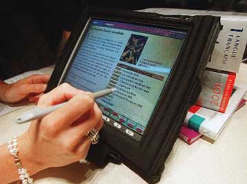 Nέα τεχνολογία της IBM για ευκρινέστερες επίπεδες οθόνες