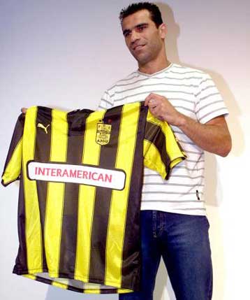 Ο Κυπαρίσσης υπέγραψε στον Αρη