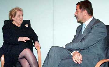 Οι ΗΠΑ αυξάνουν την οικονομική βοήθεια προς το Μαυροβούνιο