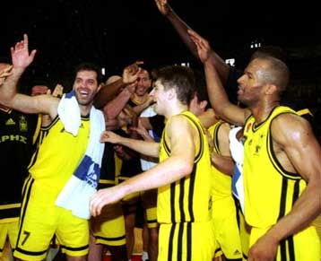 Στον Αρη το δεύτερο εισιτήριο για το Σαπόρτα και στη Νήαρ Ηστ το μοναδικό για το Κόρατς