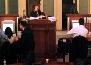 Με μικρά κέρδη 0,16% έκλεισε η Σοφοκλέους την Πέμπτη