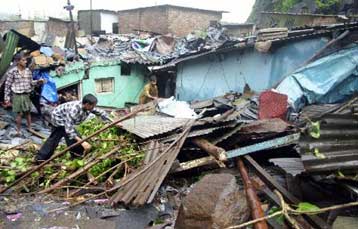 Δεκάδες νεκροί από κατολισθήσεις στην Ινδία