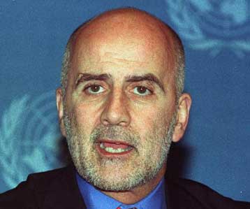 Αντιδράσεις στις ιδέες του για το Κυπριακό αναμένει από Κληρίδη και Ντενκτάς ο Ντε Σότο