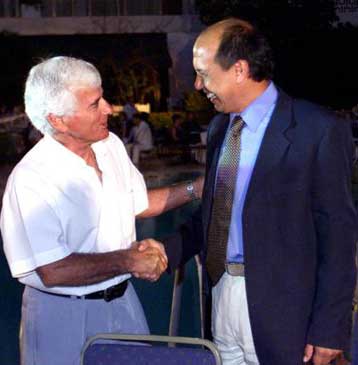 Το… χέρι του Ρότσα έβγαλε ντέρμπι!