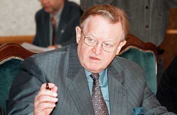 Επιτροπή ειδικών διόρισε η ΕΕ για να αποφασιστεί το μέλλον των κυρώσεων εναντίον της Αυστρίας