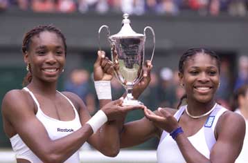 Διπλή χαρά για τις αδελφές Ουίλιαμς στον τελικό του διπλού γυναικών στο Wimbledon