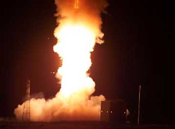 Με δοκιμαστική εκτόξευση πυραύλου απαντά η Ρωσία στα αμερικανικά αμυντικά σχέδια