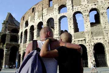Παρέλαση ομοφυλοφίλων στην Ιταλία, παρά τις αντιρρήσεις του Βατικανού