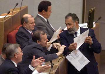 Υπερψηφίστηκε από τη Δούμα και το τρίτο νομοσχέδιο για τις ρωσικές περιφέρειες