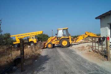 Επαναλειτουργεί η χωματερή Κουρουπητού – Μικροεπεισόδια και σύλληψη του δημάρχου Ακρωτηρίου