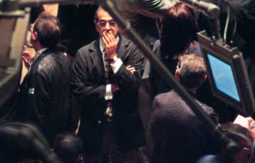 Διακυμάνσεις του Nasdaq – Πτωτικές τάσεις του Dow Jones στο άνοιγμα της Πέμπτης