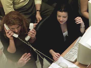 Και πάλι κάτω από τις 4.000 μονάδες το ΧΑΑ – Πτώση 1,42% την Πέμπτη