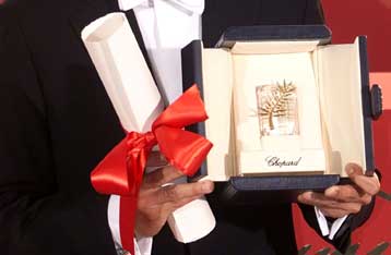 Ανάβει η συζήτηση περί λογοκρισίας στη Γαλλία με αφορμή την απαγόρευση ταινίας