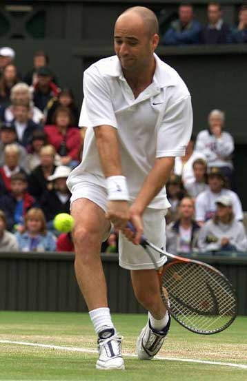 Αγκάσι και Σάμπρας στα ημιτελικά