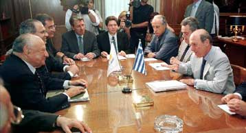 Σε κλίμα απαισιοδοξίας ξεκινούν οι συνομιλίες για το Κυπριακό