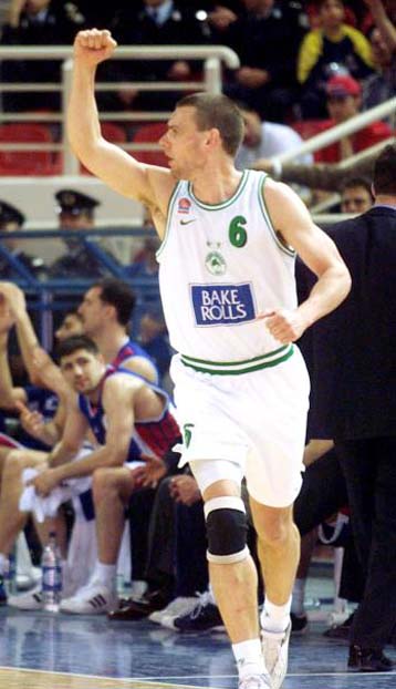 Ο Παναθηναϊκός κράτησε για πέμπτο χρόνο τον Μίκαελ Κοχ