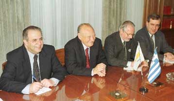 Διαβήματα στην πρόκληση Ντενκτάς που προεξοφλεί αποτυχία των συνομιλιών