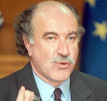 Μέτρα για τους μεταλλαγμένους σπόρους λαμβάνει το υπουργείο Γεωργίας