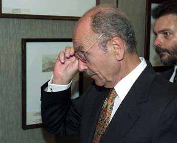 Επίσημη επίσκεψη στην Ιρλανδία πραγματοποιεί ο Κ.Στεφανόπουλος