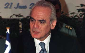 Τη σύσταση βαλκανικού μετώπου κατά του εθνικισμού πρότεινε ο Α.Τσοχατζόπουλος