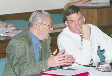 Αλλαγές στις εξετάσεις και την αξιολόγηση των καθηγητών μελετά το υπουργείο Παιδείας