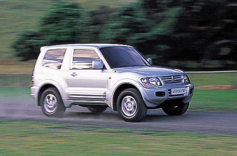 Καταγγελίες και ανάκληση 514.000 οχημάτων για τη Mitsubishi