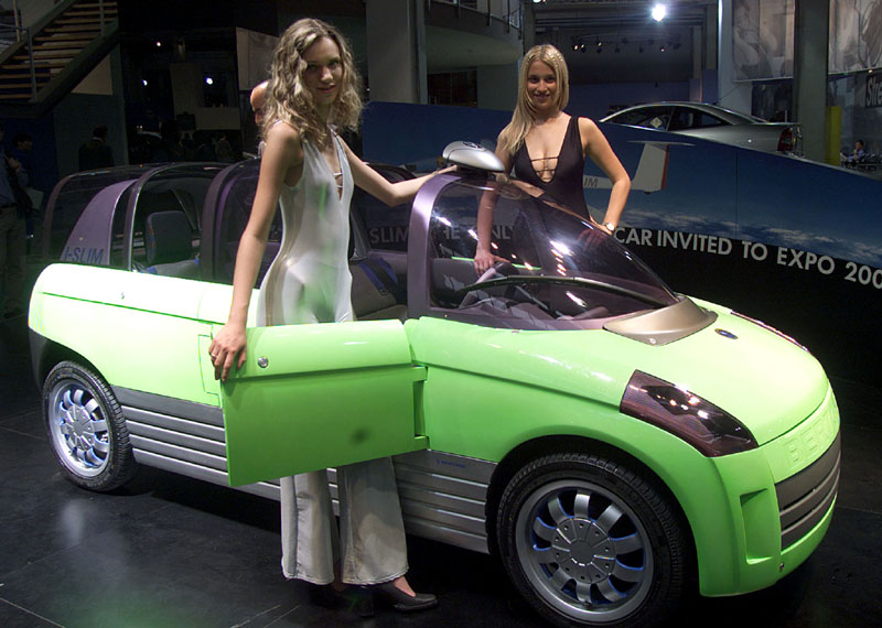 Τον Aπρίλιο του 2002 θα πραγματοποιηθεί το επόμενο Σαλόνι Αυτοκινήτου στο Torino