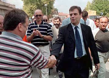 Η αντιπολίτευση του Μαυροβουνίου καλεί τον Μιλόσεβιτς στην Ποντγκόριτσα