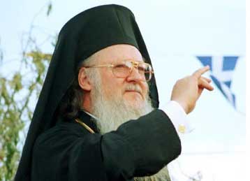 Να ξεπεραστούν οι διχόνοιες που δοκιμάζουν τους Ελληνες