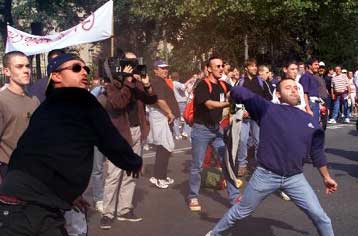 Ανέστειλαν τις κινητοποιήσεις τους οι ψαράδες στη Γαλλία