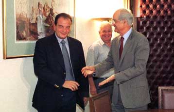 Αμεση εκλογή Προέδρου σημαίνει ανατροπή του πολιτεύματος