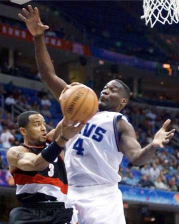 Ο Σον Κεμπ στο Πόρτλαντ σε ανταλλαγή πέντε παικτών μεταξύ τριών ομάδων