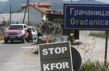 Με 430 Ελληνες στρατιώτες ενισχύεται η ειρηνευτική δύναμη στο Κοσσυφοπέδιο