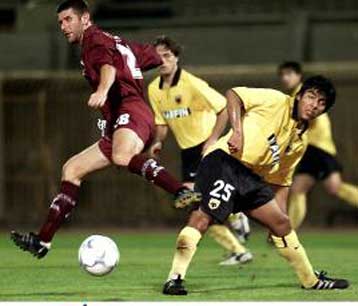 Νωθρή η ΑΕΚ, δύσκολα 1-0 τη Λάρισα για το Κύπελλο Ελλάδας