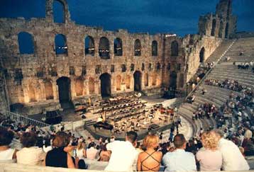 Με το Canto General ο Μίκης Θεοδωράκης στο Ηρώδειο