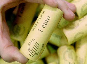 Οι Εργατικοί μελετούν την είσοδο της Βρετανίας στη ζώνη του ευρώ, αποκαλύπτει η Guardian