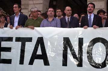 Οργή προκαλούν στην Ισπανία οι δολοφονίες της ΕΤΑ