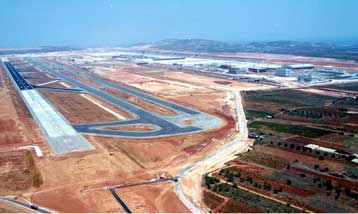 Εμπόδια από την Κομισιόν στη μετεγκατάσταση της ΟΑ στα Σπάτα