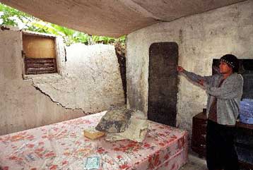 Σεισμός 6,4 Ρίχτερ στην Ινδονησία