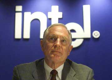 Η Intel ανακαλεί τον Pentium III στα 1,13GHz