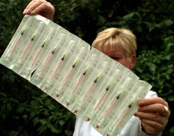 Εμβόλιο κατά της μηνιγγίτιδας ύποπτο για έντεκα θανάτους στη Βρετανία