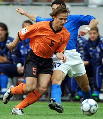 Τραυματίστηκε ο Ζέντεν – Tουλάχιστον τρεις εβδομάδες εκτός αγώνων