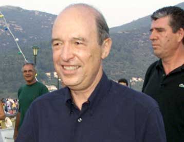 Την ενίσχυση των εισοδημάτων θα ανακοινώσει ο Κ.Σημίτης στη ΔΕΘ