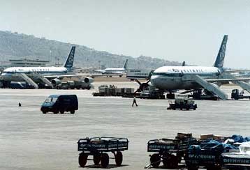 Κύπριοι επιβάτες παρεμπόδισαν την απογείωση αεροπλάνου της Cyprus Airways