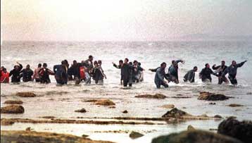 Τουλάχιστον εννέα λαθρομετανάστες νεκροί στο ναυάγιο του τουρκικού πλοιαρίου